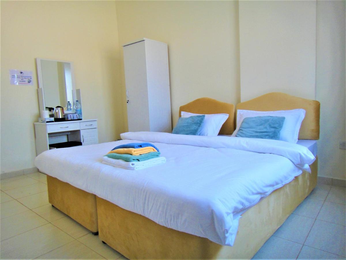 Abu Hail Star Residence - Home Stay ดูไบ ภายนอก รูปภาพ